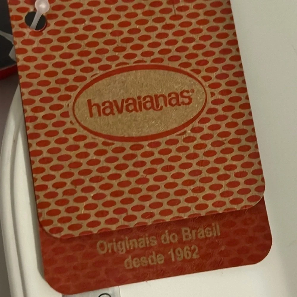 Havaianas carnage takes